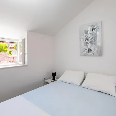 Katarina - Two-bedroom 4 Adults - Izme U Ribnjaka Street No 1 - #3 Daire
